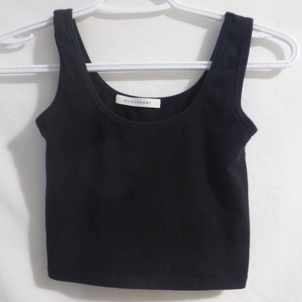 MILD LUXURY, black cropped tank top, GUC
